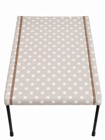 Taupe stippen